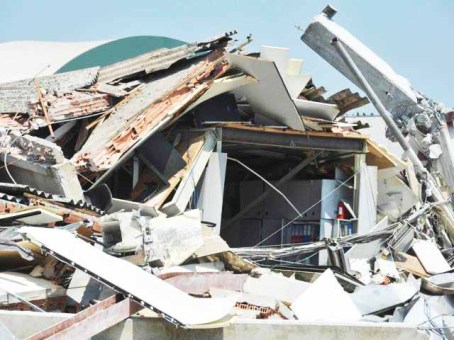 Terremoto-Emilia-Capannone