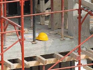 edilizia_cantiere_casco_web--400x300