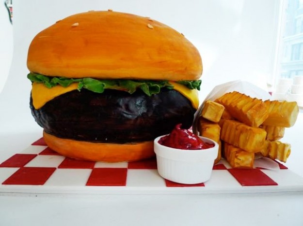 pop-art-hamburger-di-claes-oldenburg