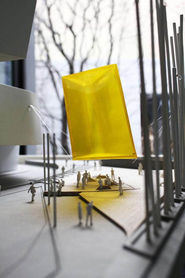 big_405270_3042_9494_YAPMAXXI2013_BAM_He_model_alta