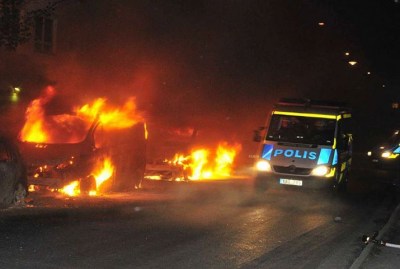 ca6777f24c78b6718a0d120edb00942c_L