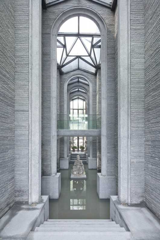 52783d43e8e44e82b0000032_baohua-chinese-painting-research-institute-wang__d0q0011b-530x795