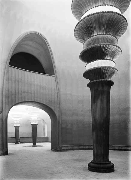 436px-Berlin_Grosses_Schauspielhaus_Poelzig_Foyer